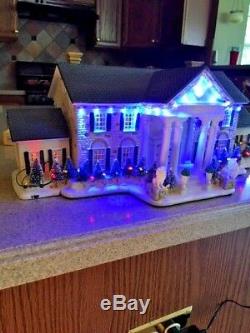 Santa's Best Graceland Light Up Mansion Elivs Presley Christmas With Remote