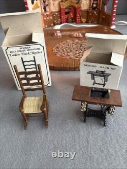 Santa's Workshop Ceramic Mold 1981 Christmas Village Christmas Tree Lighted VTG