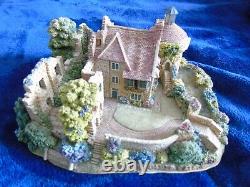 Scotney Castle Garden Lilliput Lane Collectibles Miniature Diorama Ornament