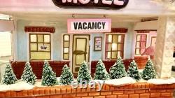 Set Of 2 Department 56 Christmas Village 2007 The Flamingo Motel & Lot 57 Court