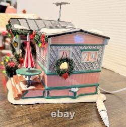 Set Of 2 Department 56 Christmas Village 2007 The Flamingo Motel & Lot 57 Court