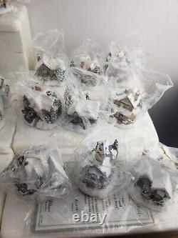 THOMAS KINKADE Cottage Winter Memories ILLUMINATED HOUSE ORNAMENTS