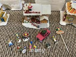 The Simpsons Christmas Hawthorne Village Lot