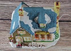 Thomas Pacconi Classics Christmas Porcelain Musical Box North Pole Bakery House