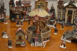 Traditions 39 Piece Lighted Village 59979 Xmas Christmas Set Rare