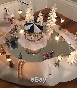 Trendmasters Christmas Magic Winter Wonderland Animated Pond Carnival