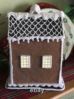 Trimsetter Christmas Chocolate Gingerbread LED House NWT