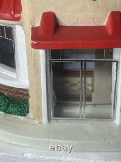ULTRA RARE! Chick-fil-A Dept 56 like light up restaurant