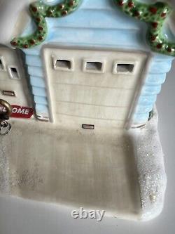ULTRA RARE! The Sign The Says'Van Pelt House' Is Missing, please Check