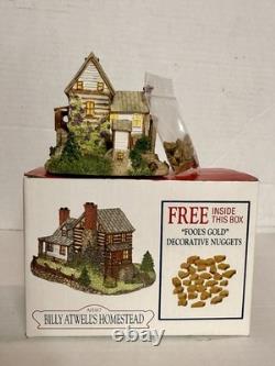 VINTAGE LOT OF 1990s LIBERTY FALLS VILLAGE/AMERICANA COLLECTION & ACCESSORIES