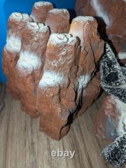 VTG Lot Lemax Christmas Village Landscape Mountain Backdrops & Platforms & Trees