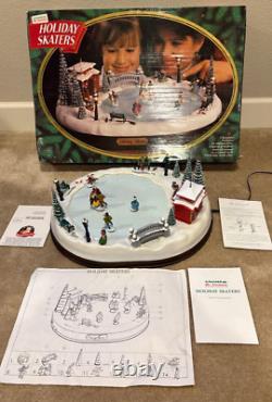 VTG Mr Christmas Holiday Skaters 1995 Victorian Ice Rink Complete WithBox