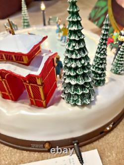 VTG Mr Christmas Holiday Skaters 1995 Victorian Ice Rink Complete WithBox