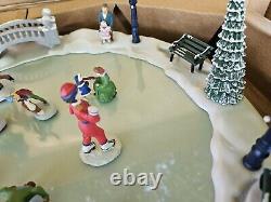 VTG Mr Christmas Holiday Skaters Victorian Christmas Village Ice Rink Animated