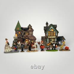 VTG O'Well Halloween Village Haunted Complete 2 Lit Houses 6 Poly Figures More