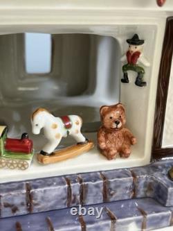 Villeroy & Boch Toy's Village Toy Shop Porcelain Tealight House with Tags