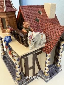 Villeroy & Boch Toy's Village Toy Shop Porcelain Tealight House with Tags