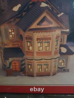 Vintage DICKENS COLLECTABLES Towne Series/victorian series 1997 Large lot of 8