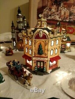 Vintage Grandeur Noel 42 piece Train Village 2001 Christmas Village, miss 2 fig