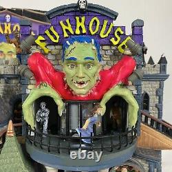 Vintage Lemax Spooky Town Funhouse Halloween Village Animated Sound w Box WORKS