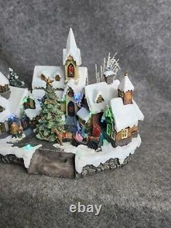 Vintage Light Up Chrsitmas Village Chrurch Houses Circulating Tree Battery Twink