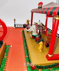 Vintage Maisto Santa's Holiday Wonderland Christmas Animated Musical Display