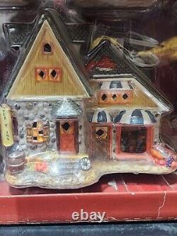 Vtg Autumn Harvest Village House Porcelain 10 Piece Set Hand Painted Halloween