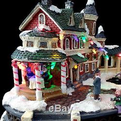 WINTER SKATING RINK & VILLAGE HOUSES with LED LIGHTING / ORIGINAL BOX / AS-IS