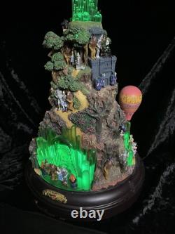 WIZARD OF OZ MOUNTAIN Hawthorne Village Masterpiece Ed Musical Turns Light READ