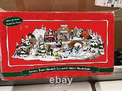 Warner Bros Studio Store Looney Tunes Musical Animated Winter Wonderland