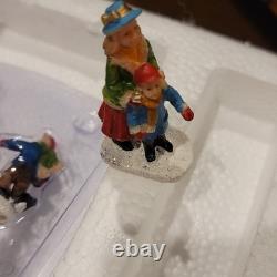 Winter Wonderland LED Christmas Village Set TESTED Incomplete Used Look At Pic